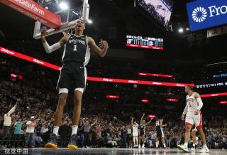 成了全赛季 成了全赛季