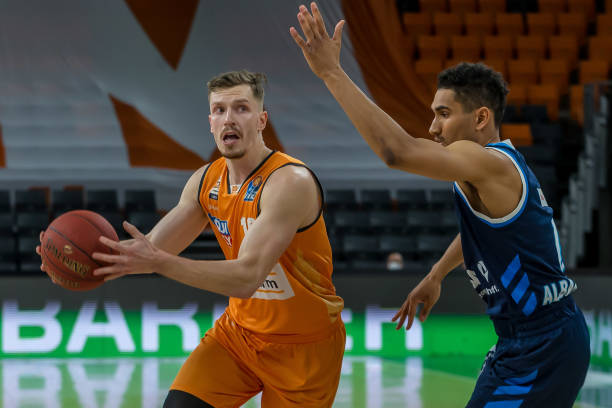 对手的快攻 对手的快攻